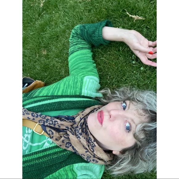 Meet your Posher, Annabel - Picture 2 of 2